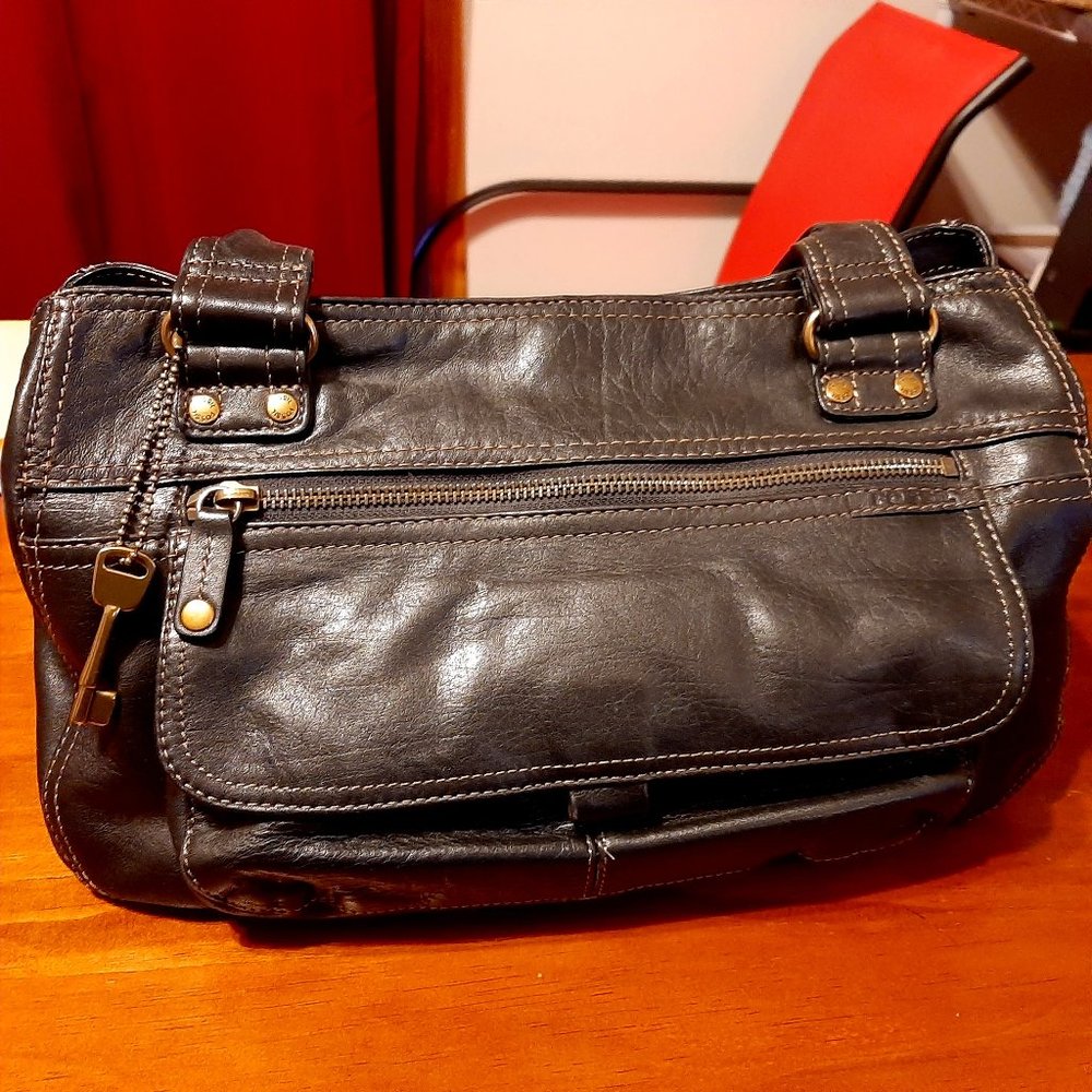 Black Leather Fossil Satchel Bag - Gently Used - Looks Brand New - Picture 1 of 9